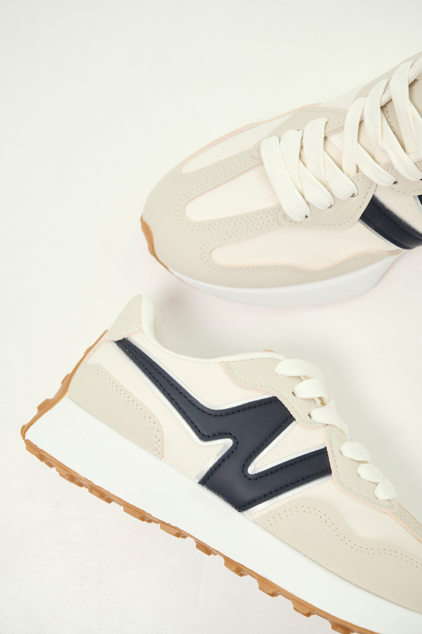 CY-GMO153-LY761-MAYR