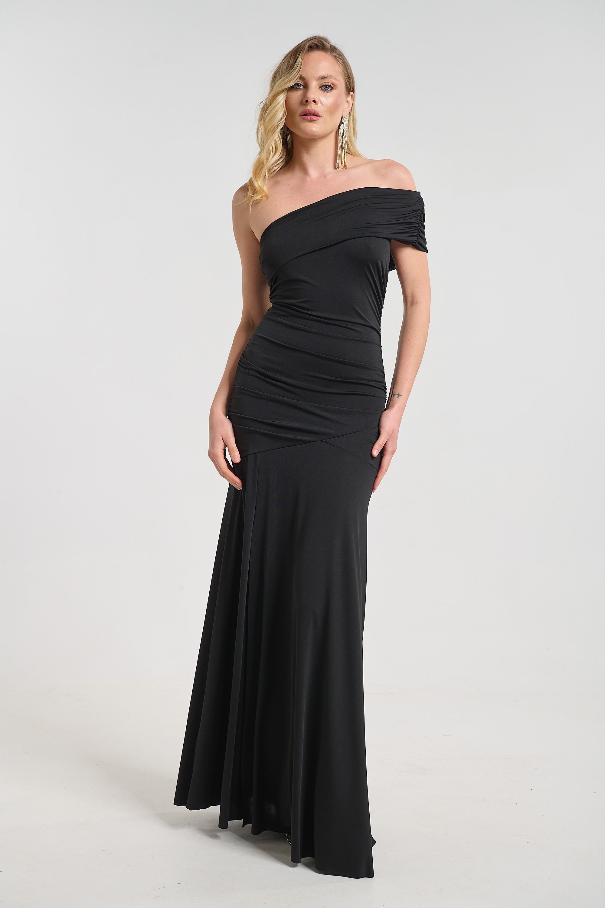 Maxi One-Shoulder Dress