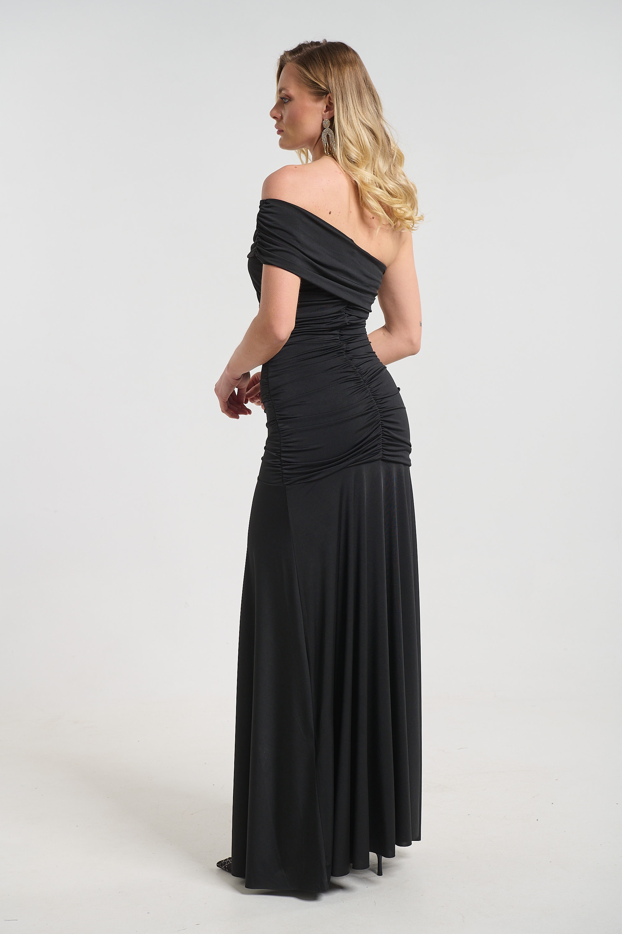 Maxi One-Shoulder Dress