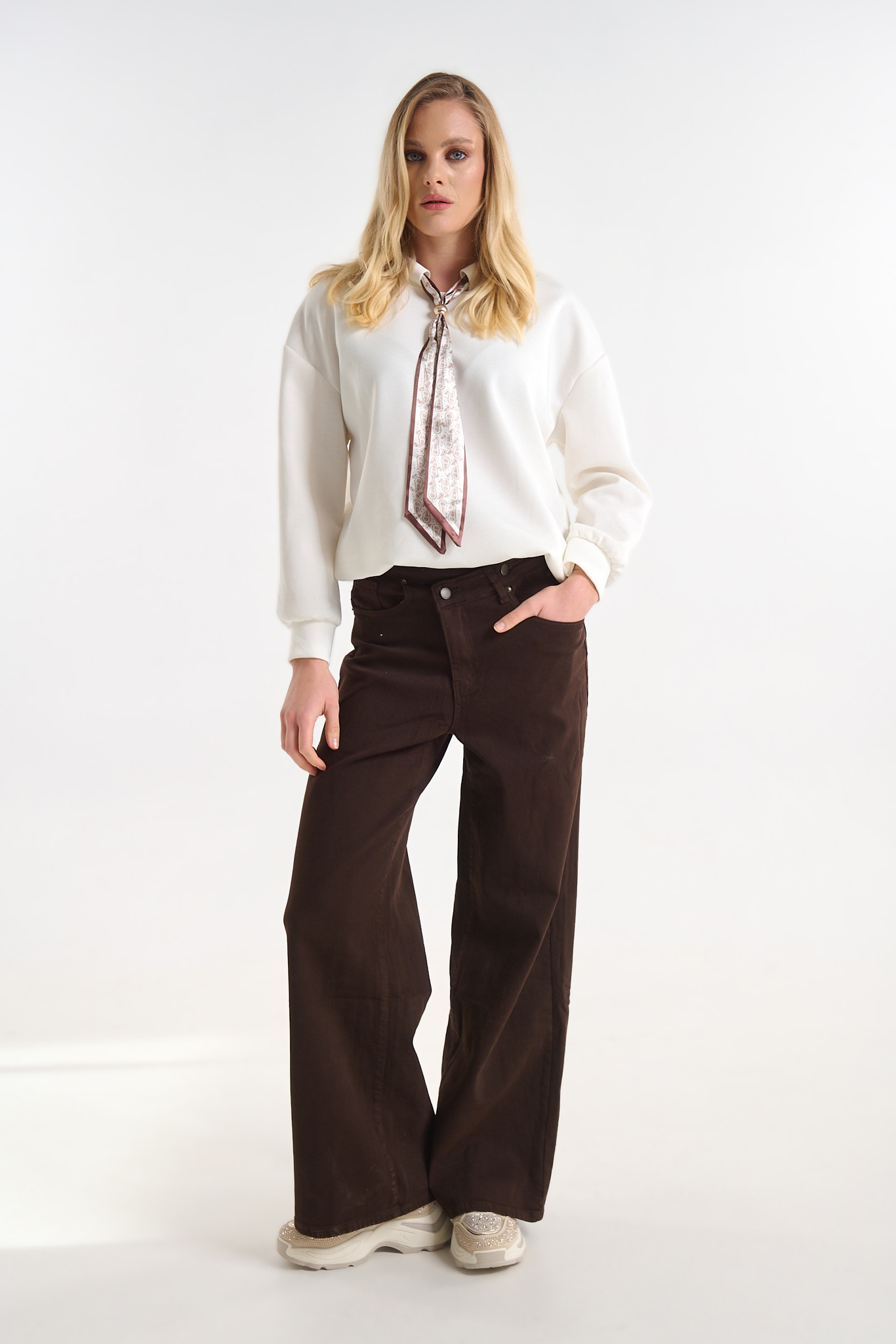 Μπλούζα Με Ενσωματωμένο Φουλάρι