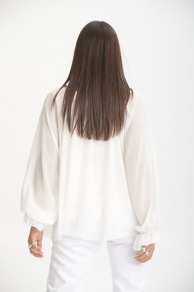 Μπλούζα Μουσελίνα Με Σφιχτό Μανίκι