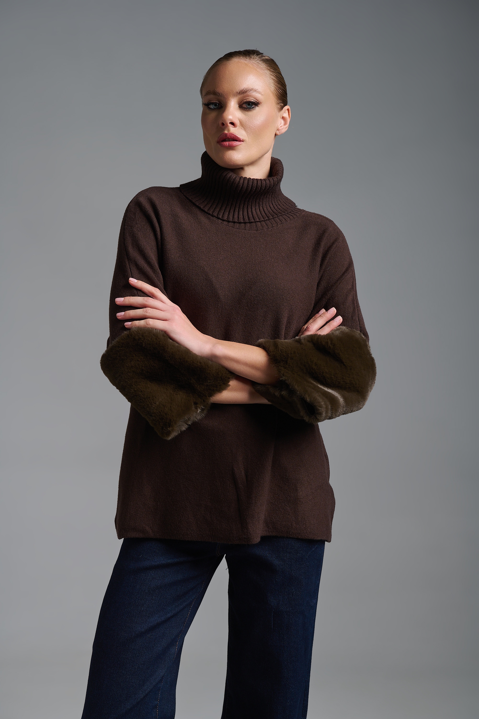 Πλεκτό Ζιβάγκο Με Γούνα Μανίκι