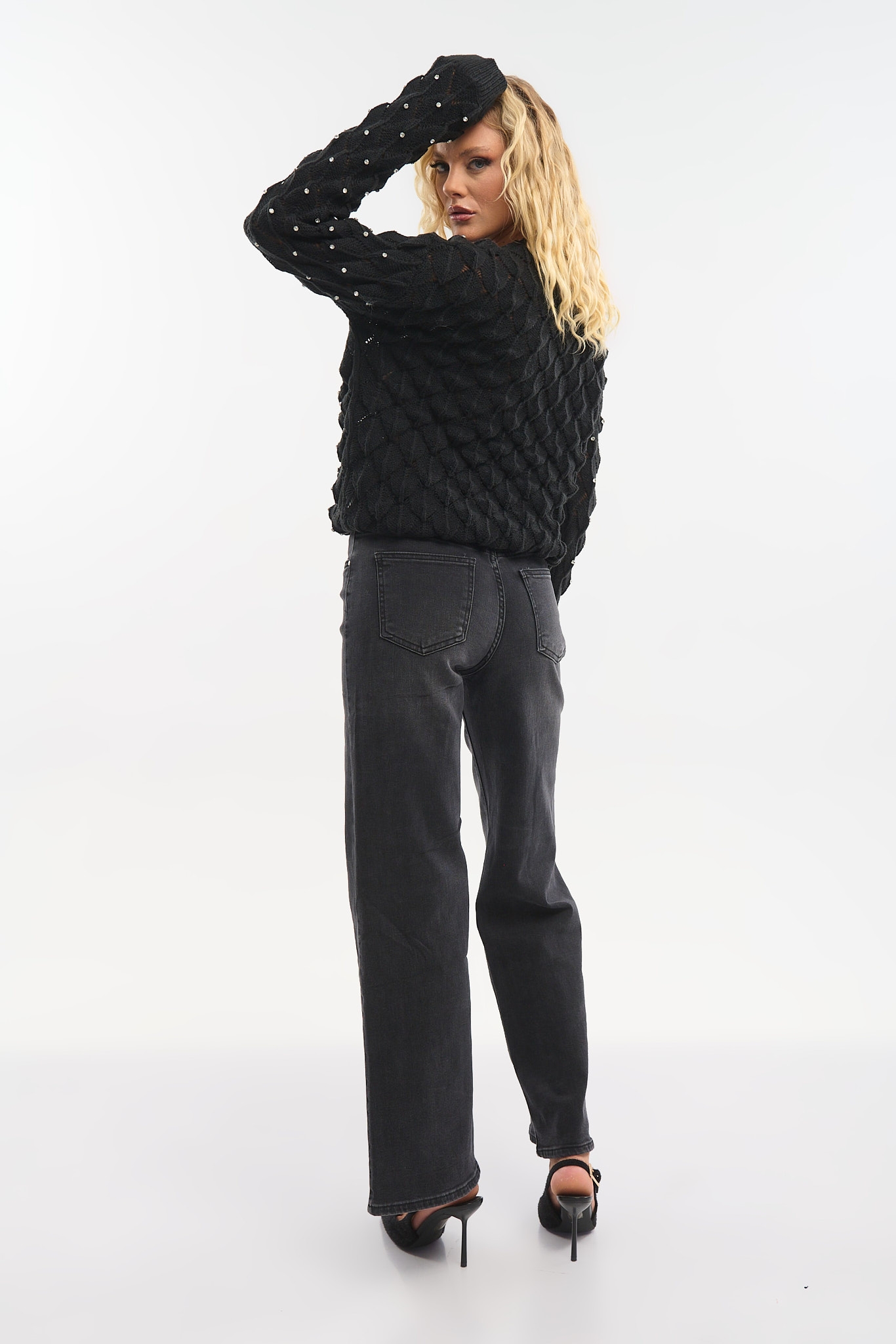 Πλεκτό Ανάγλυφο με Στρας και Ψηλό Γιακά – Στυλάτο