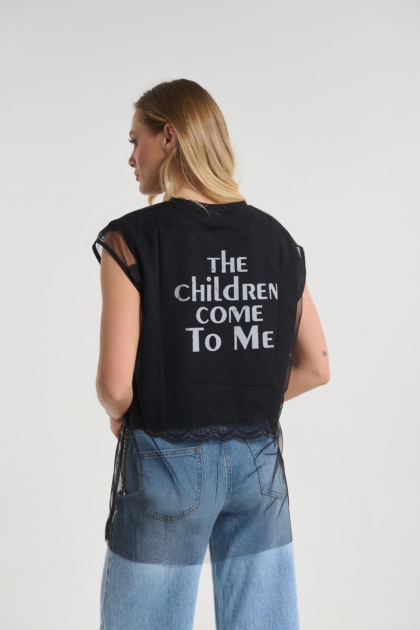 T-shirt Με Τούλι & Λογότυπο