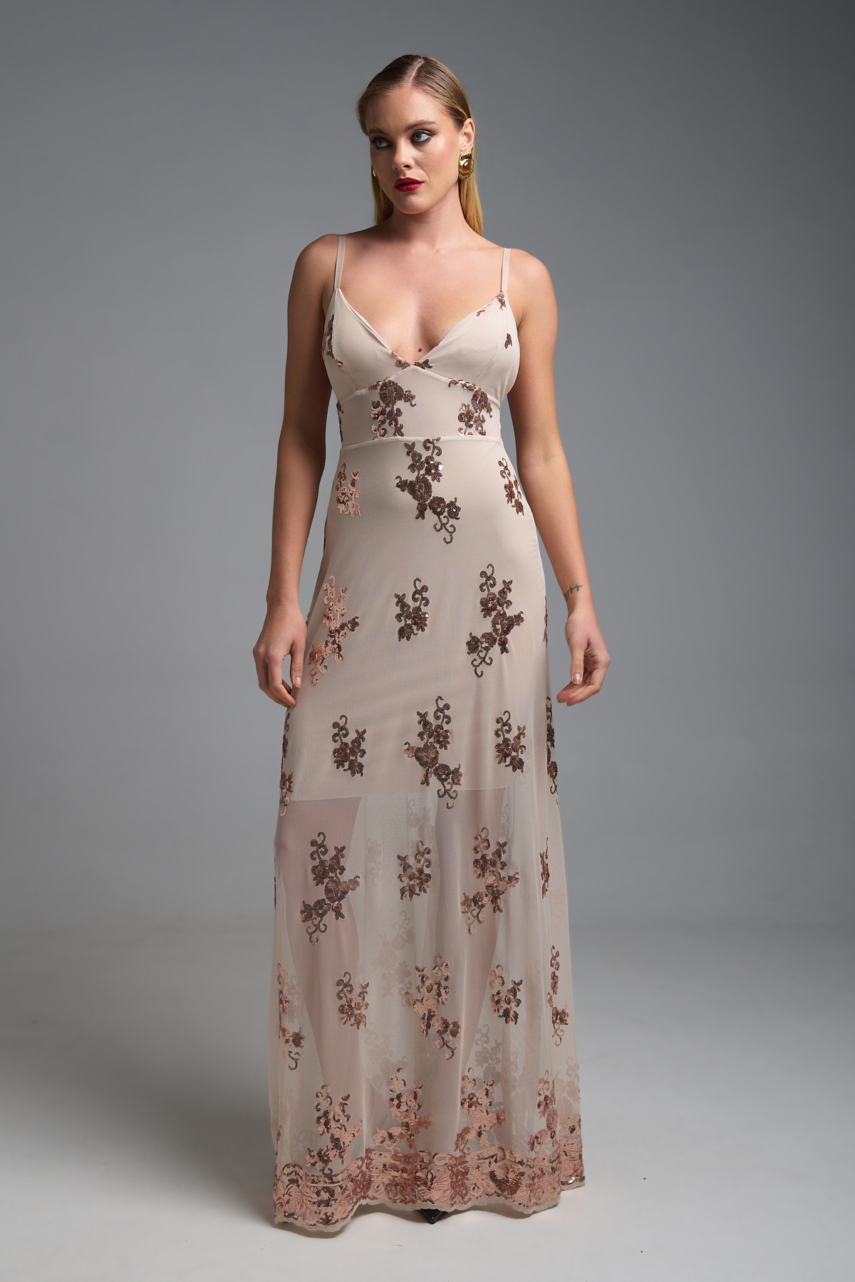 Maxi Φόρεμα Τούλι με Κεντημένα Λουλούδια