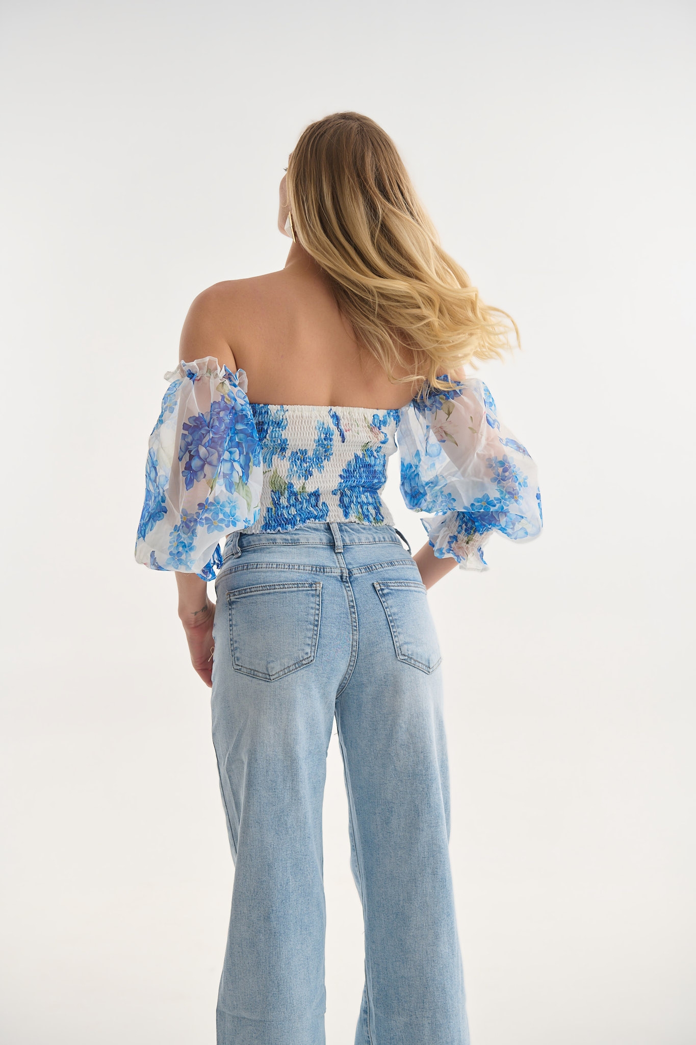 Crop Top Φλοράλ με Ώμους Έξω