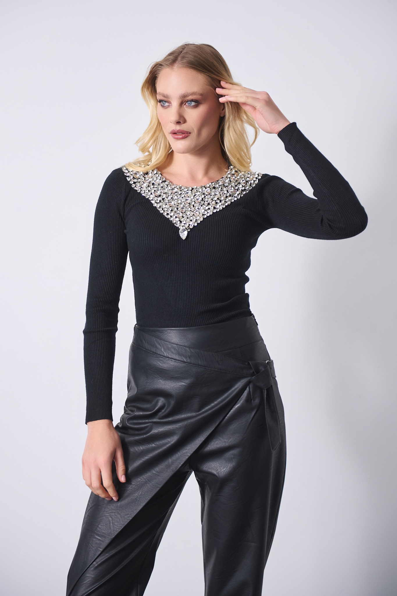 Μπλούζα Μακρυμάνικη Ριπ Με Πέτρες