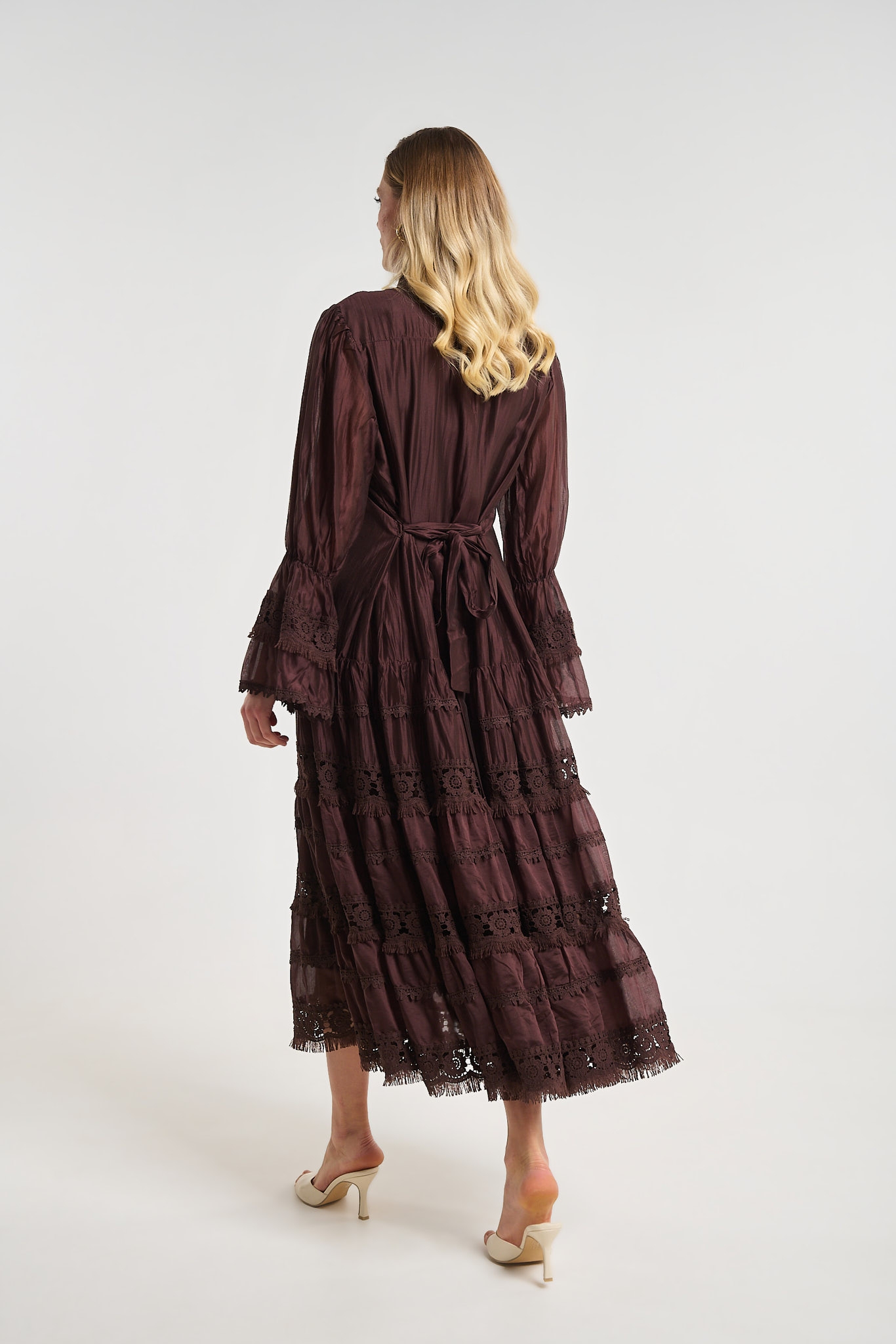 Φόρεμα Μακρύ Με Λεπτομέρεια Δαντέλα