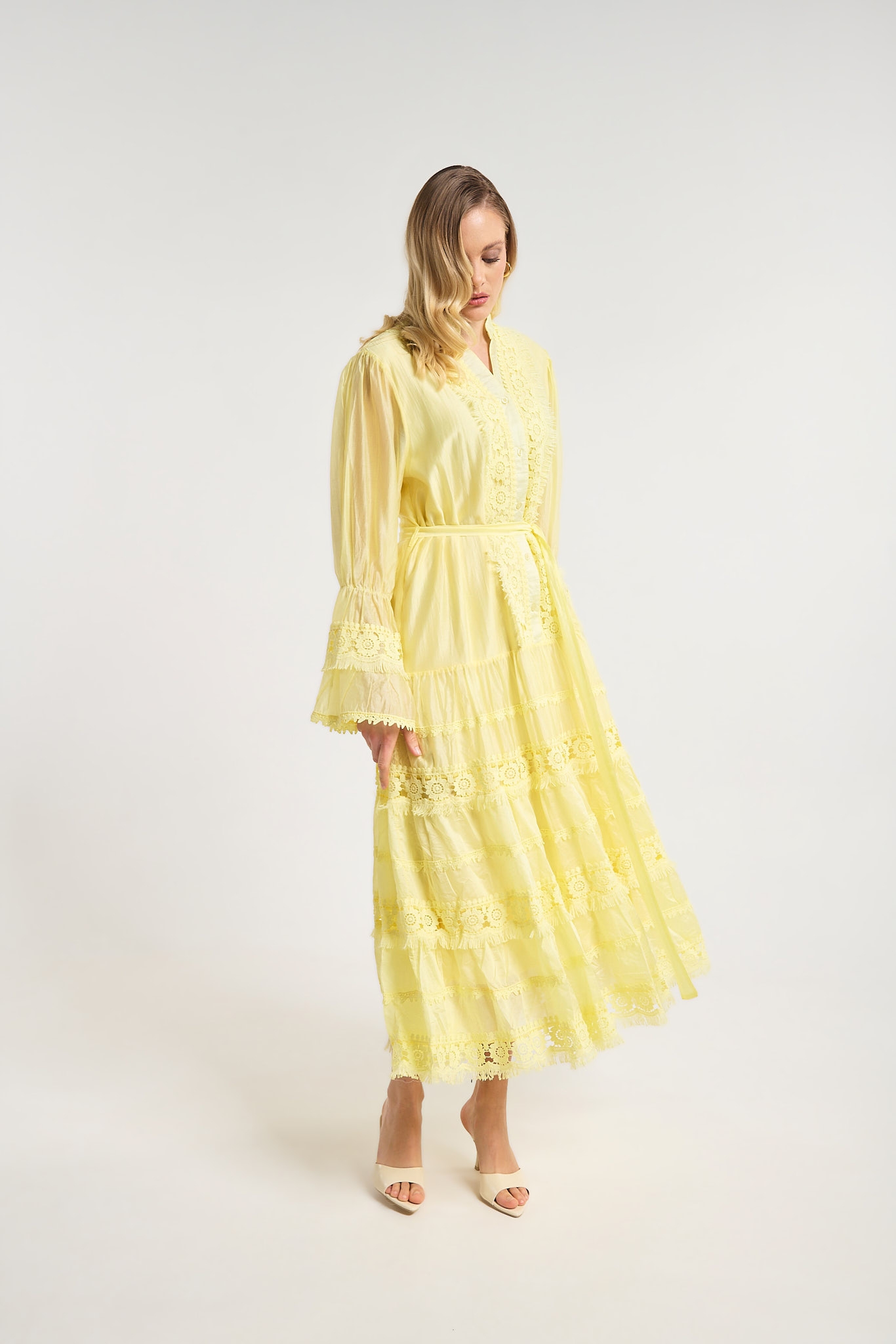 Φόρεμα Μακρύ Με Λεπτομέρεια Δαντέλα