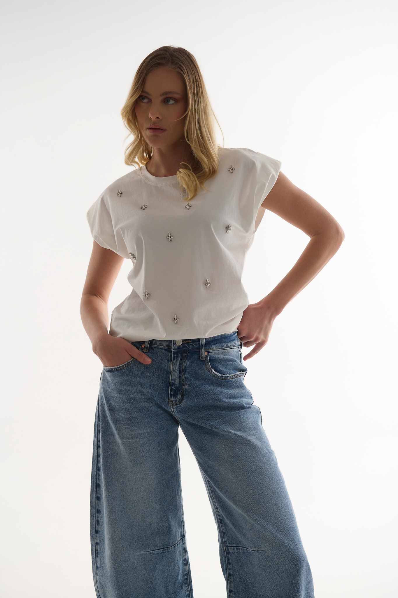 T-shirt με Διακοσμητικά Στρας