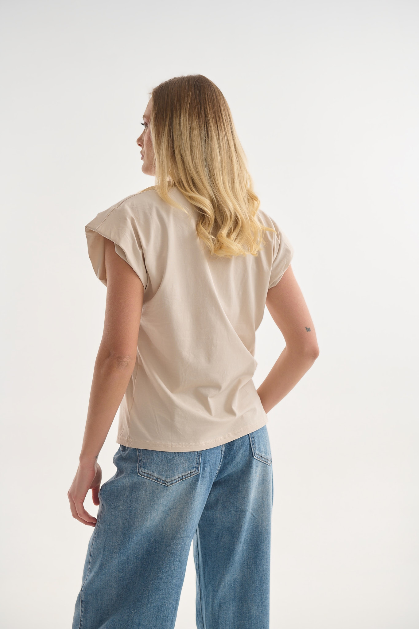 T-shirt με Διακοσμητικά Στρας