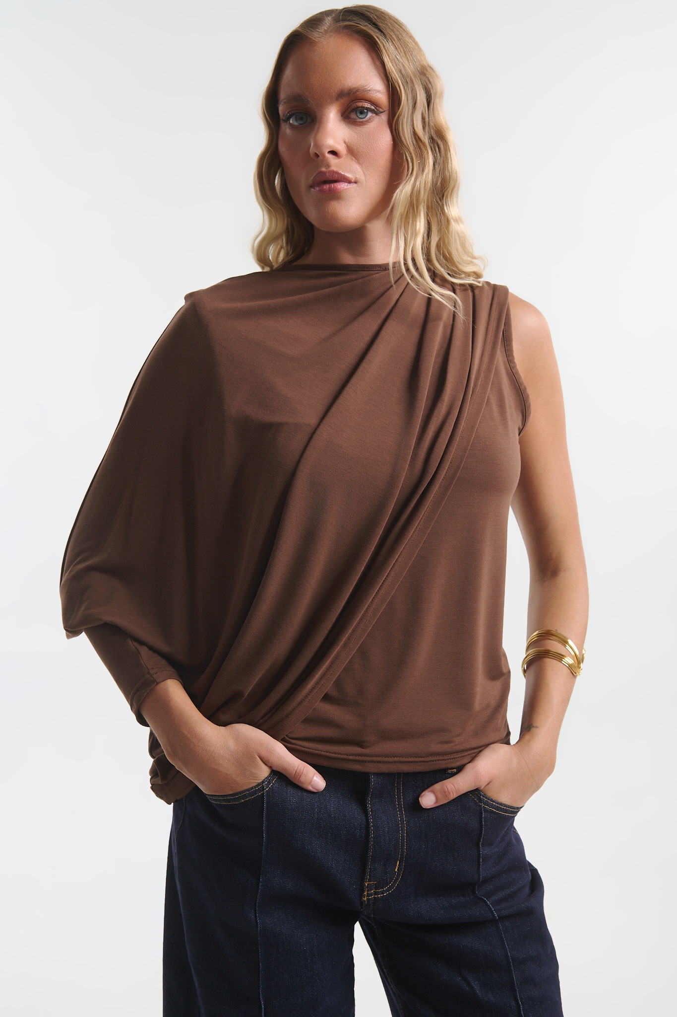 Kellys Women’s Crop Top with Shoulder Pads & Rhinestones