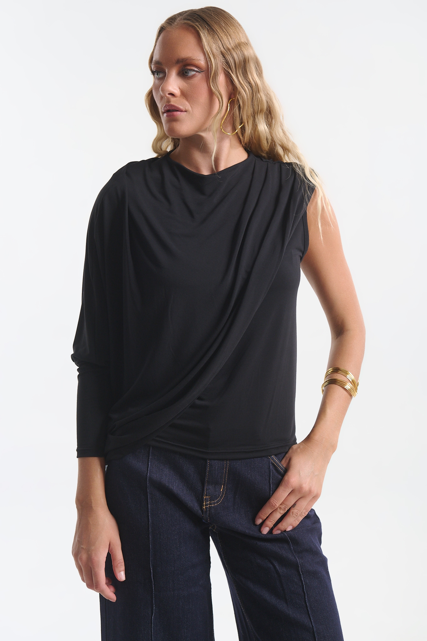 Kellys Women’s Crop Top with Shoulder Pads & Rhinestones