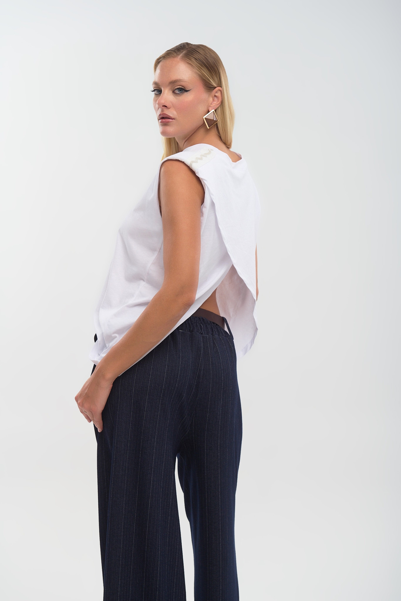 Kelly's T-Shirt Με Βάτες και Στράς