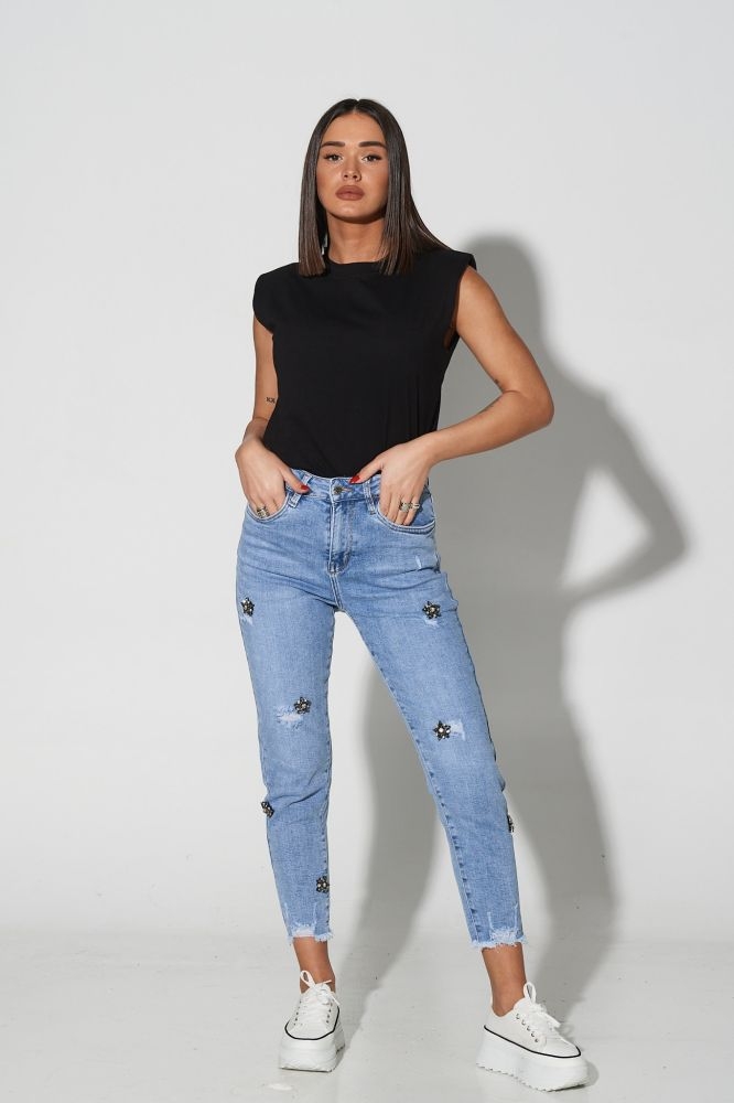Skinny Jeans With Shiny Stones