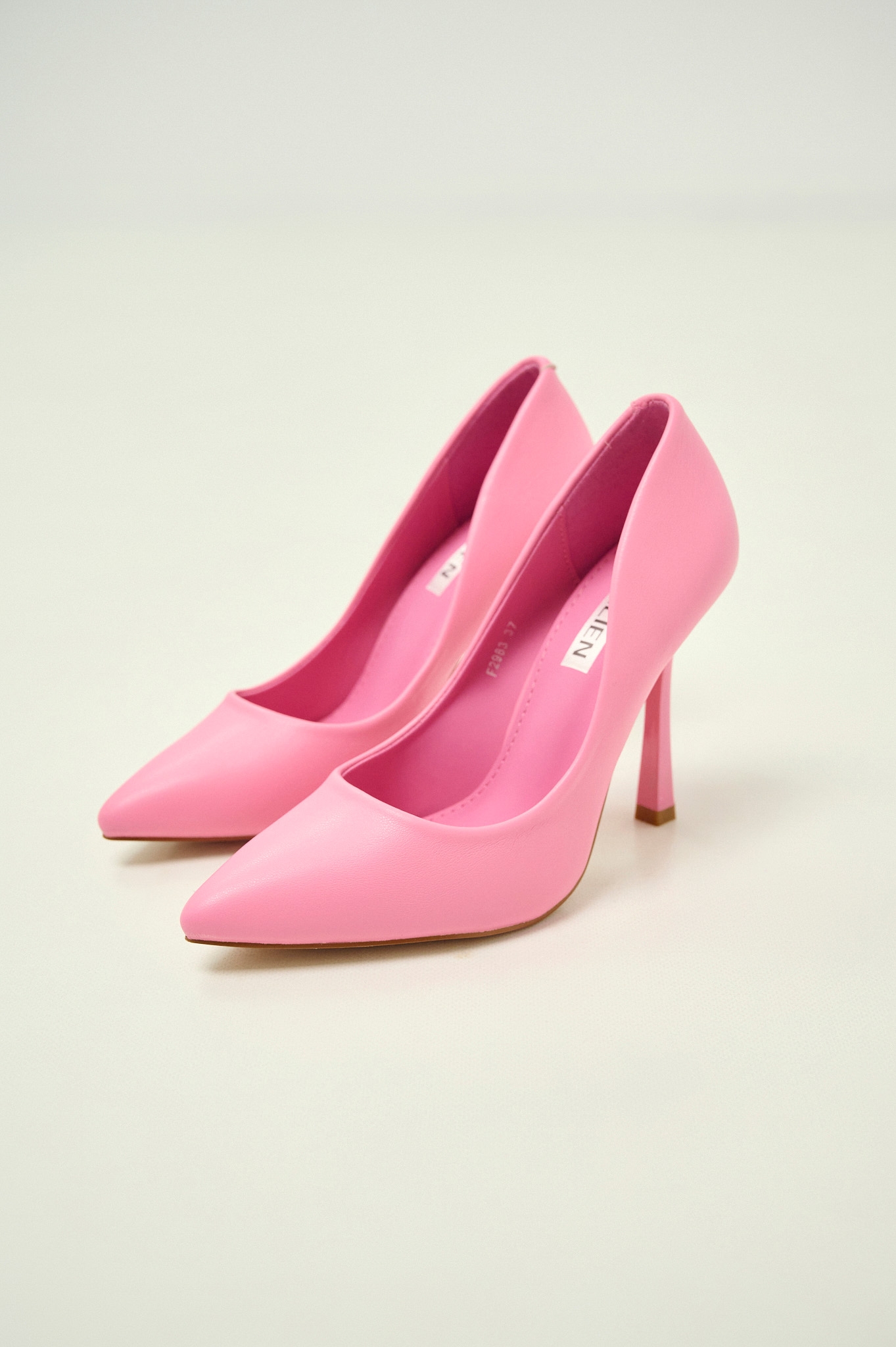 Γόβα Δερματίνη Με Ψηλό Τακούνι