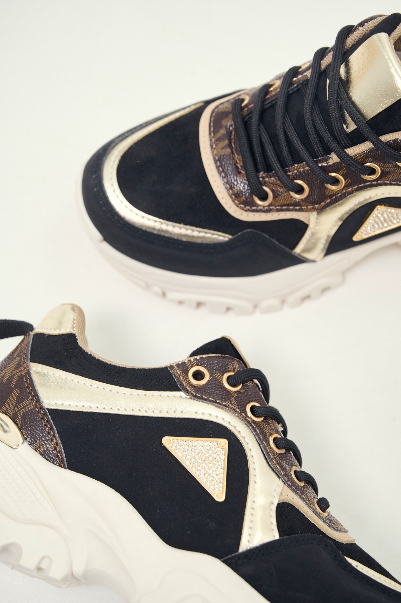 Αθλητικό Με Στρας Πυραμίδα