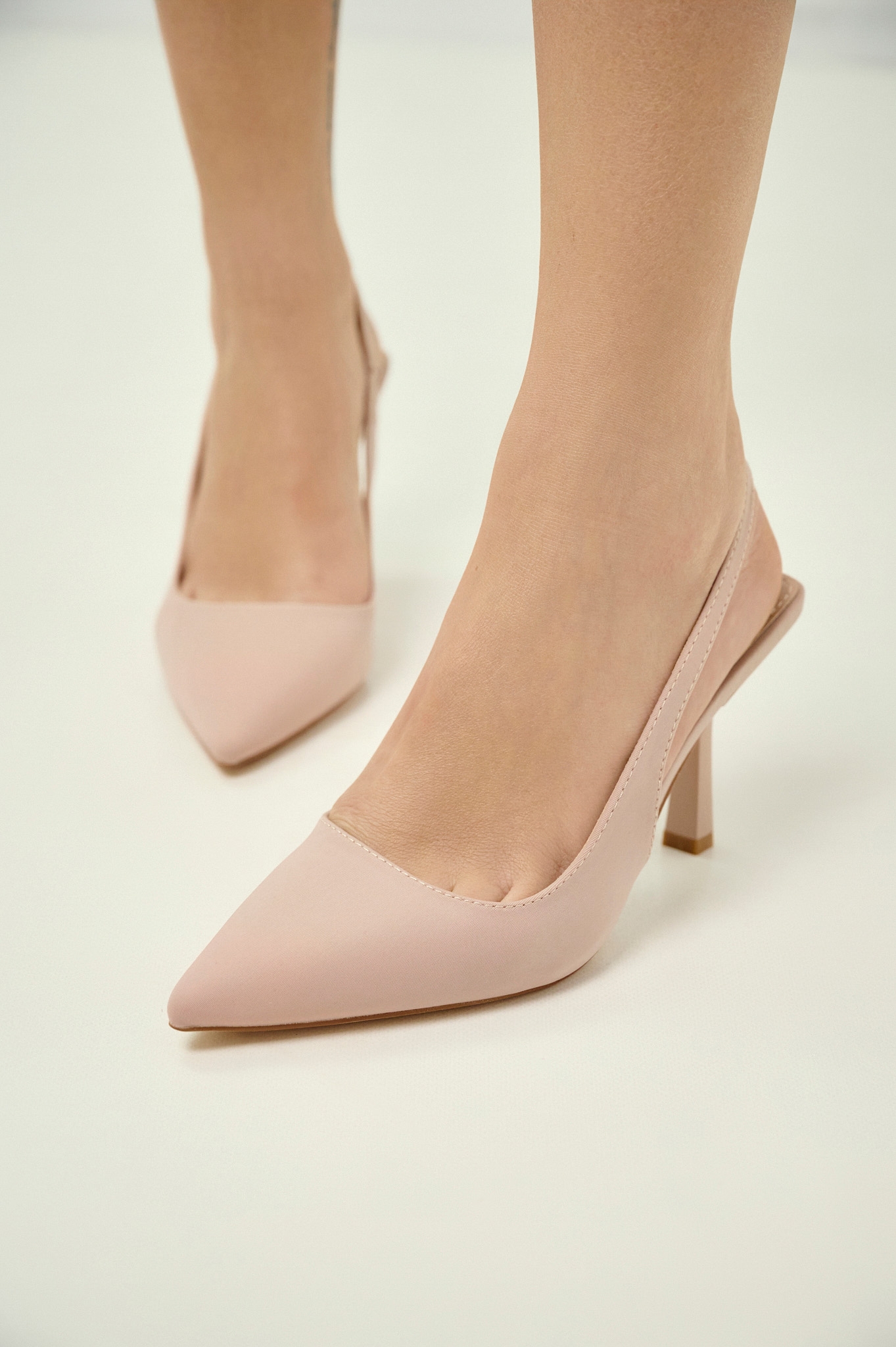 Women’s Slingback Pumps in Scuba Material