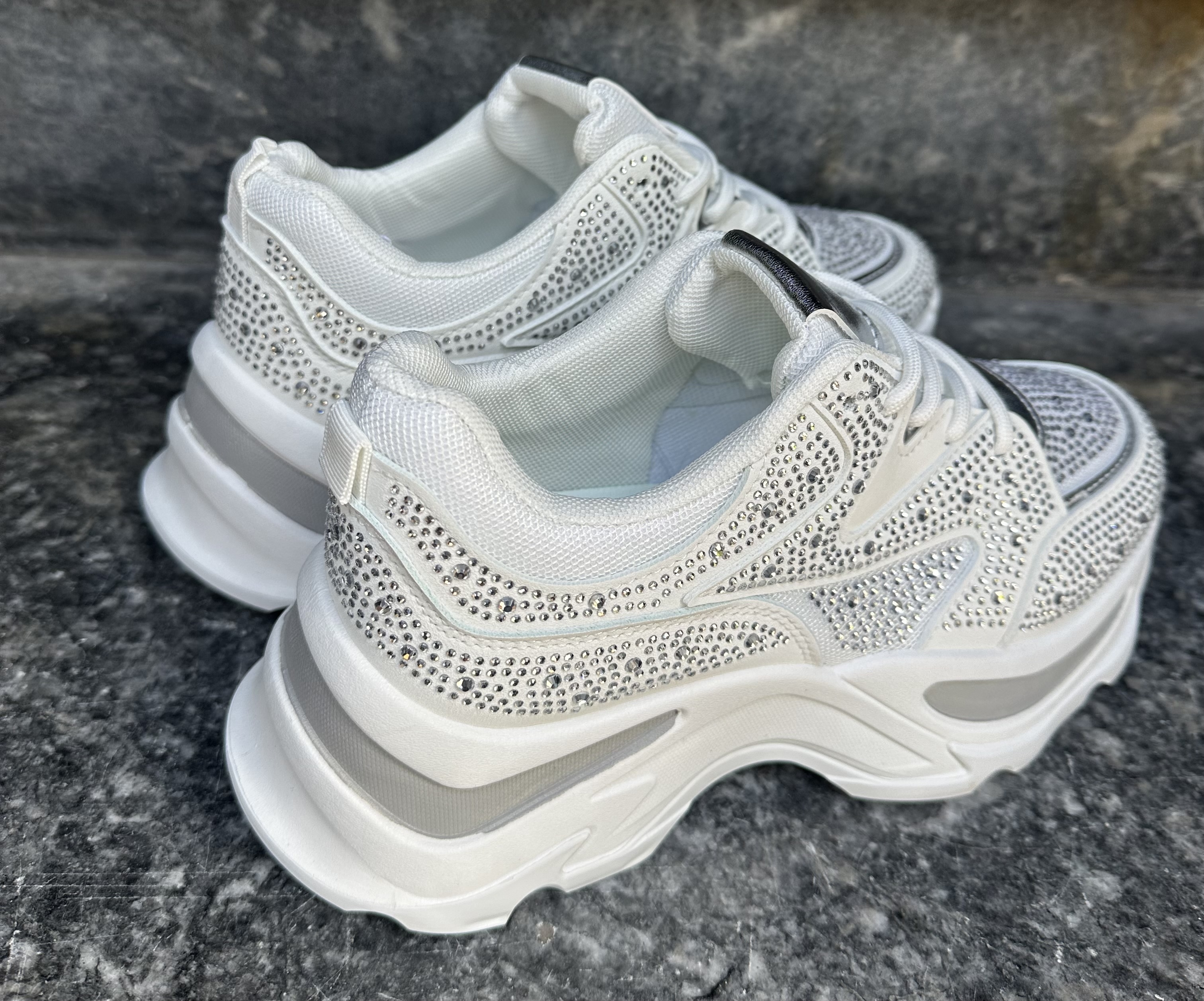 Chunky Fashion Sneakers – All-Over Strass
