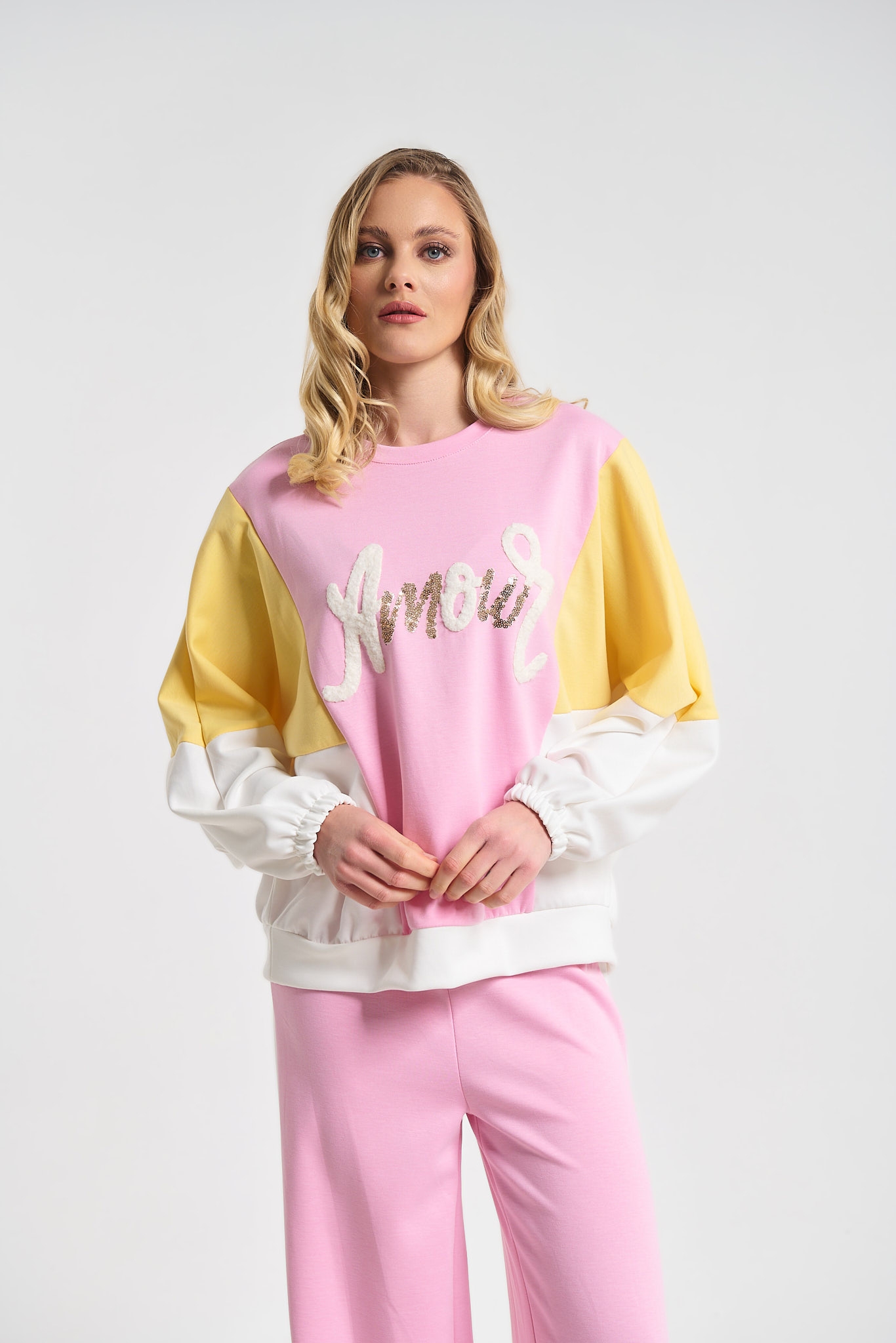Colour-Block Sweatshirt with Statement Logo