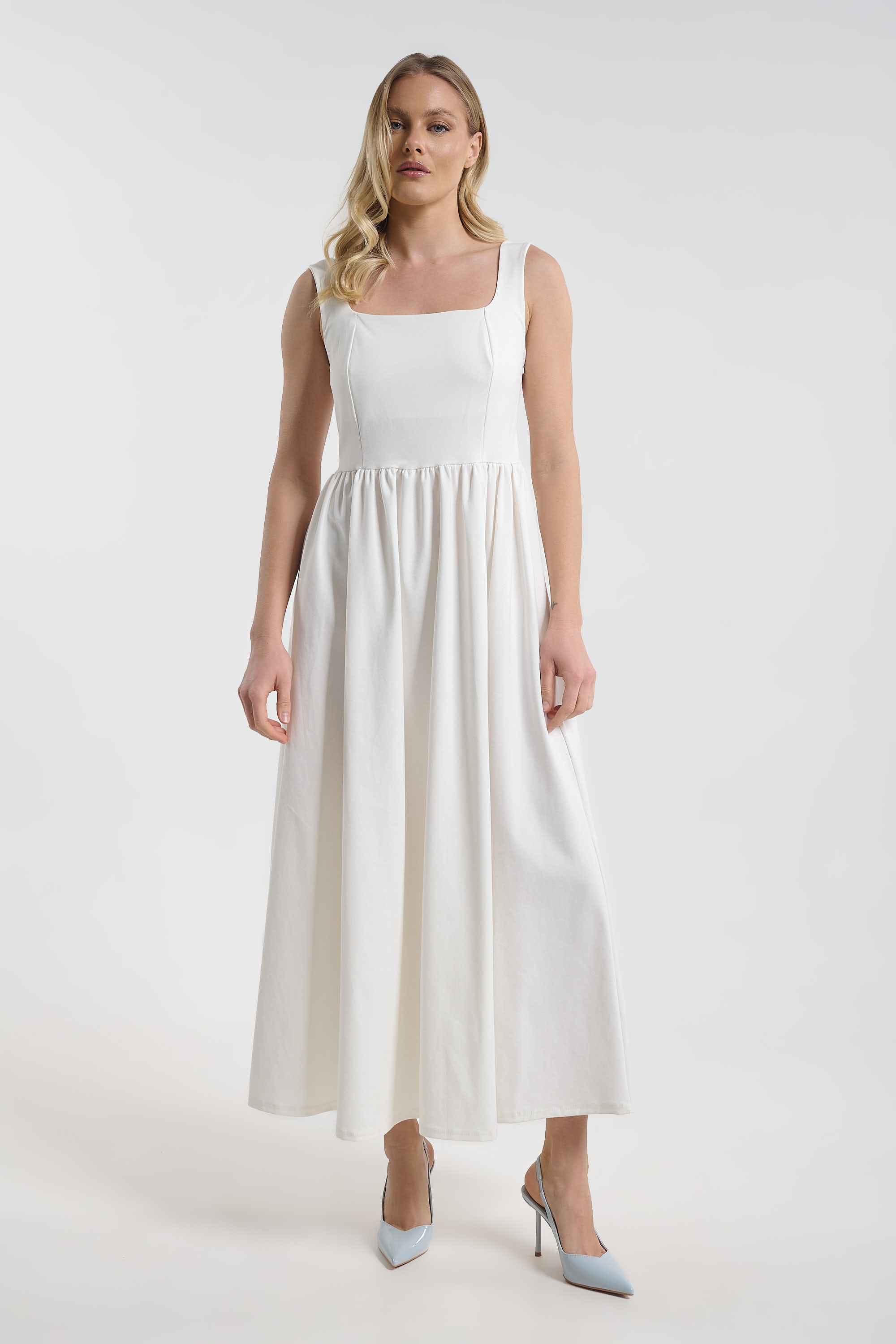 Long Sleeveless Dress with Bow Back for Women
