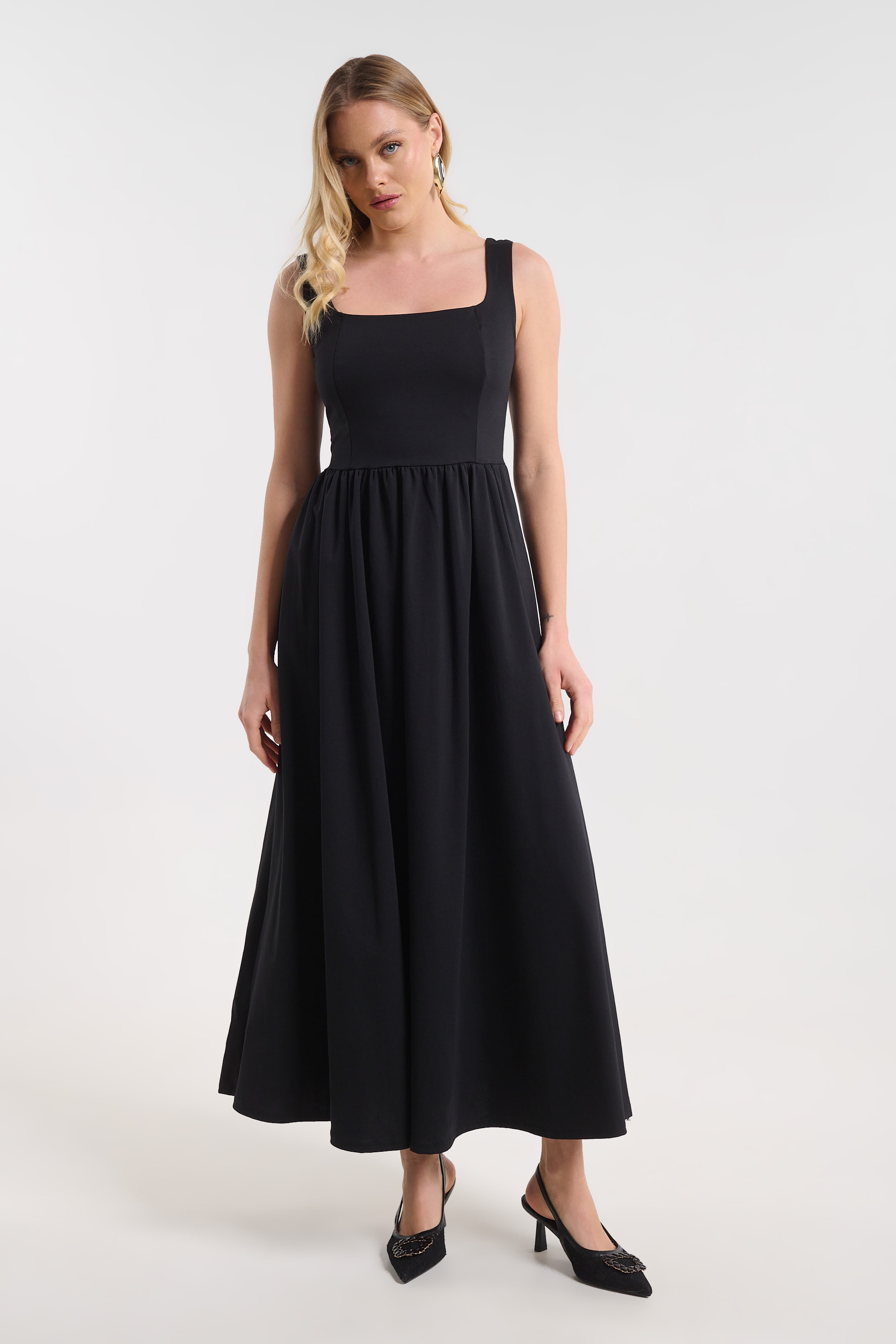 Long Sleeveless Dress with Bow Back for Women