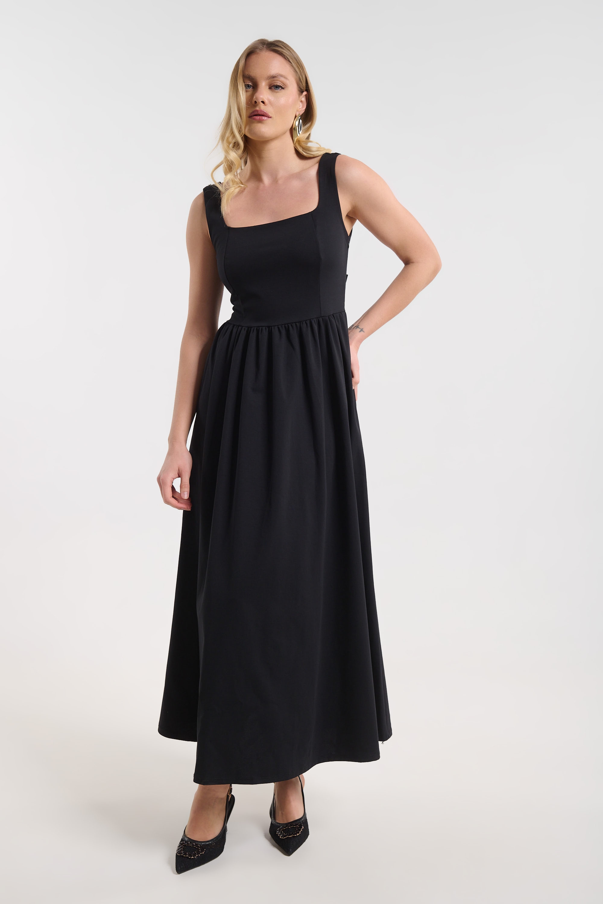 Long Sleeveless Dress with Bow Back for Women