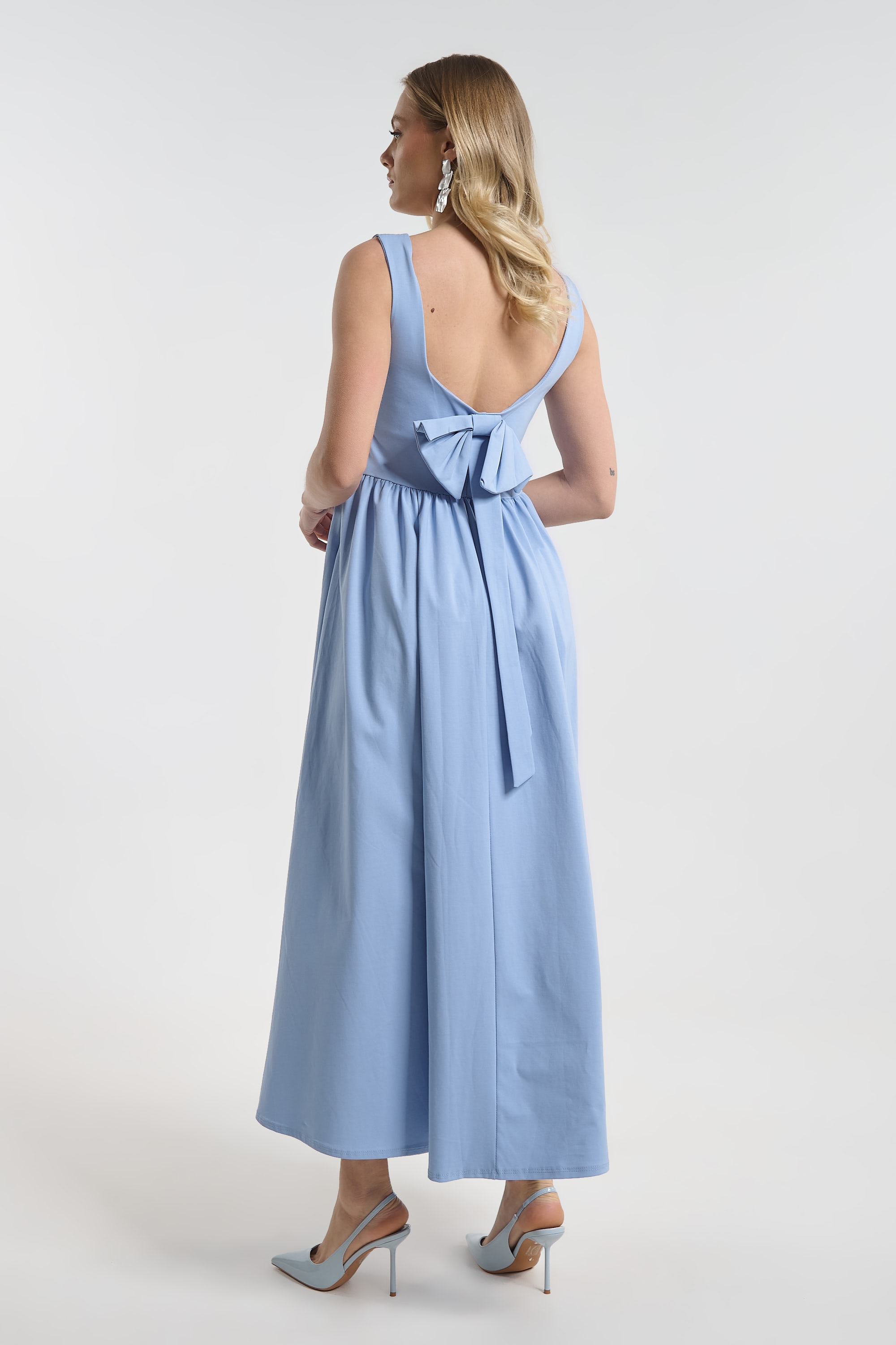Long Sleeveless Dress with Bow Back for Women
