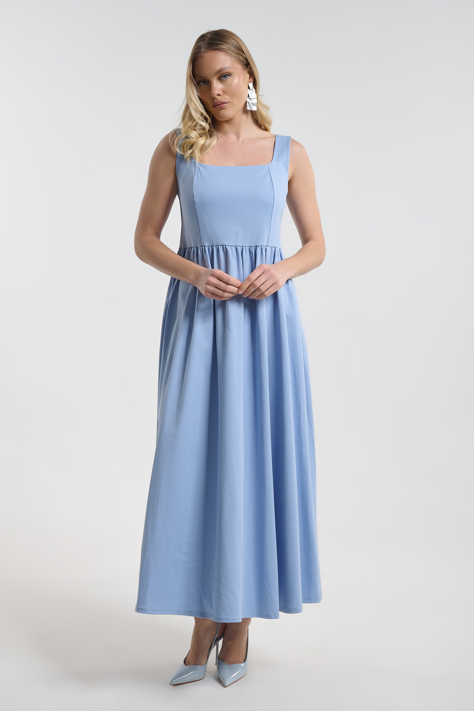 Long Sleeveless Dress with Bow Back for Women