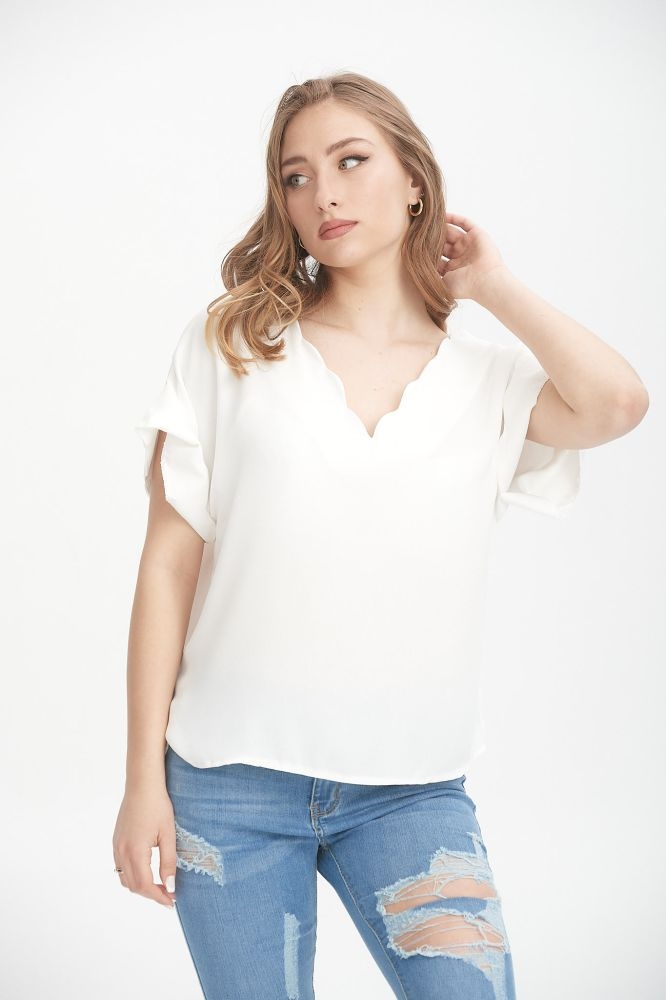 Μπλούζα Με Κυματάκια στο V