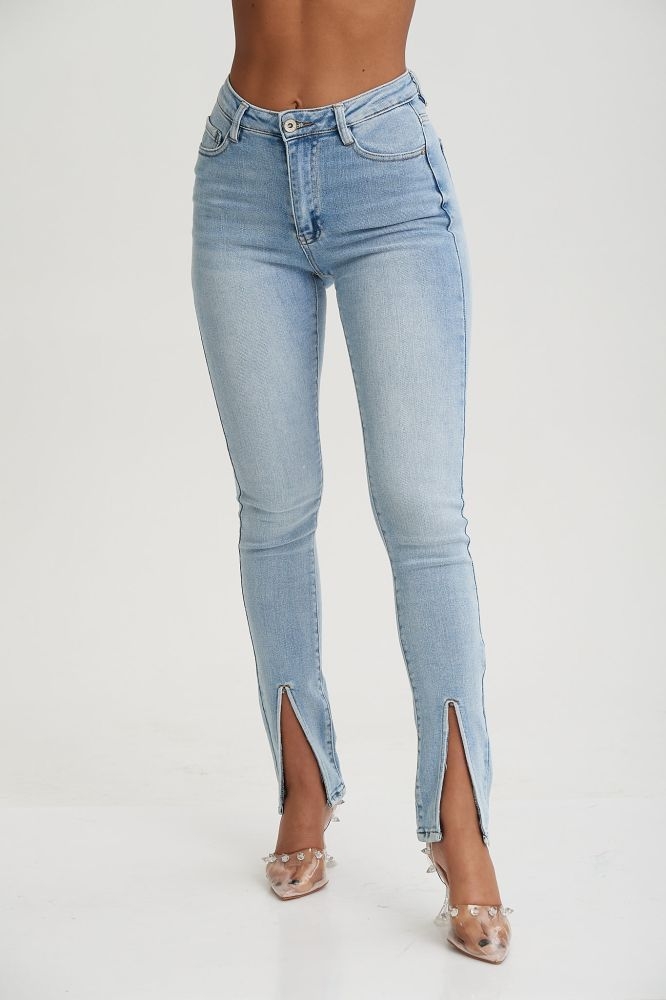 Τζιν Με Ψαλιδιά