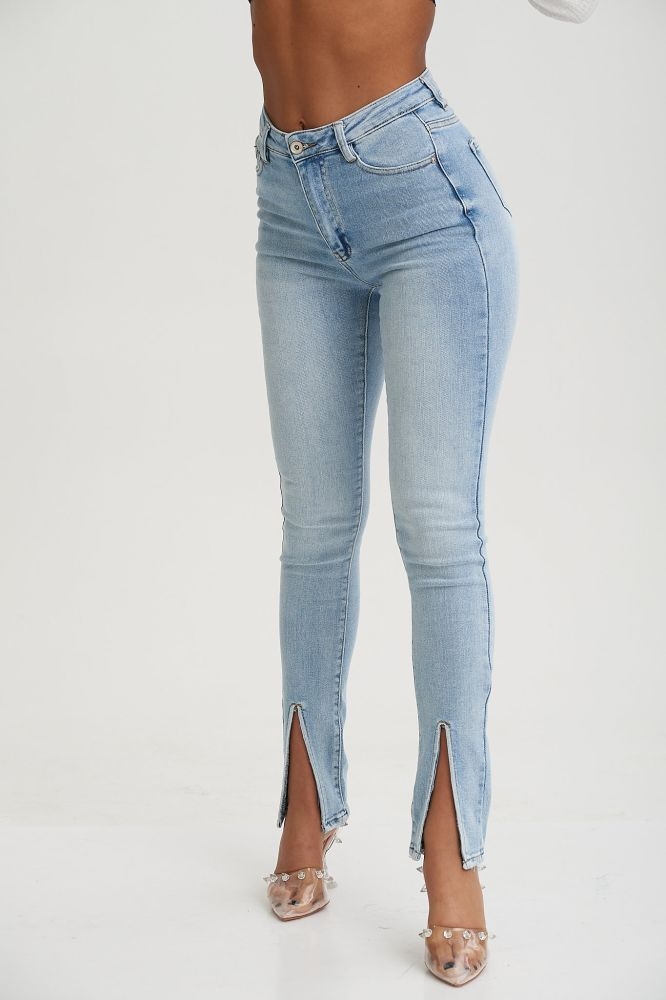 Τζιν Με Ψαλιδιά