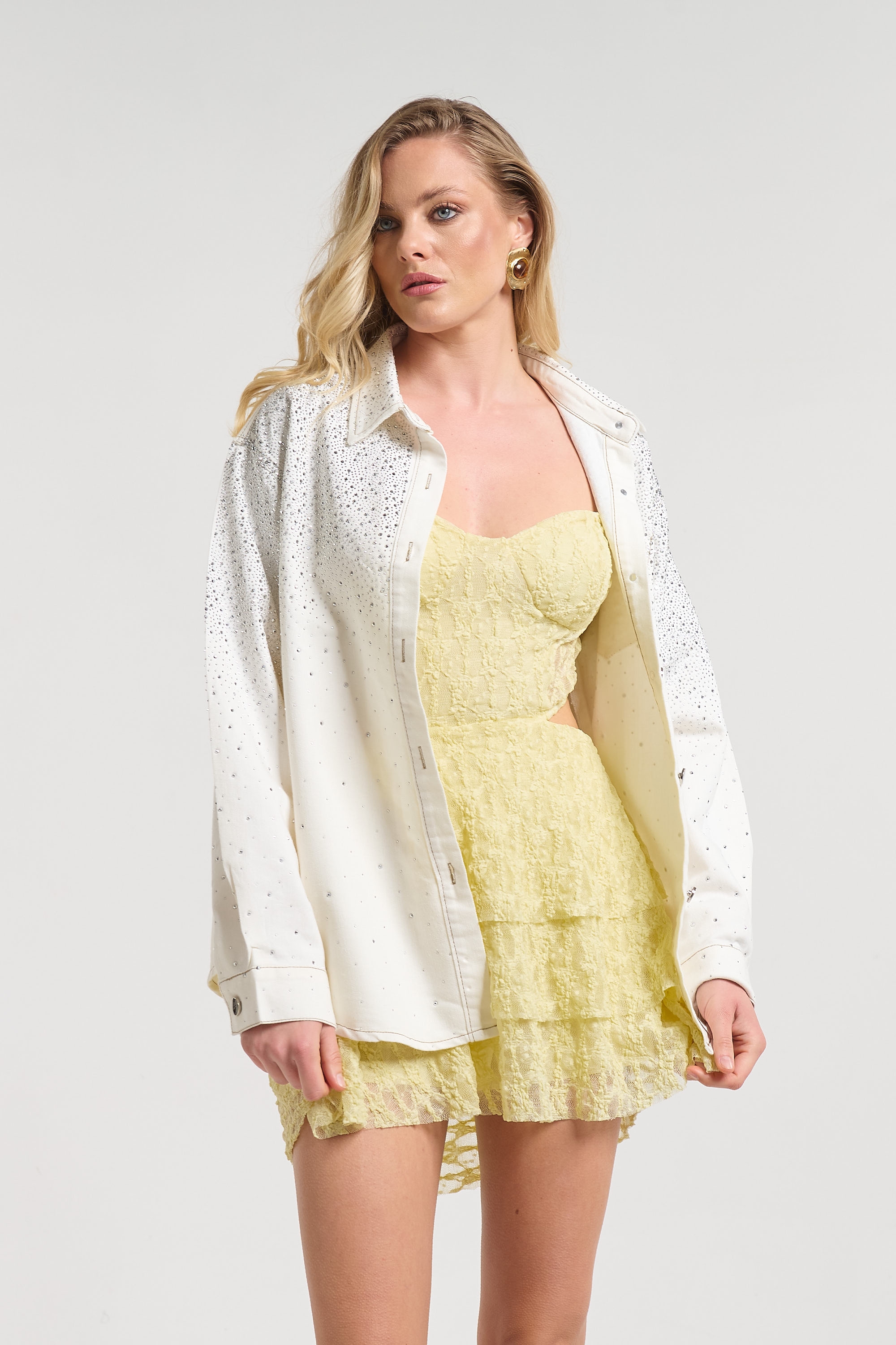 Πουκάμισο Τζιν Με Στρας Στο Πάνω Μέρος