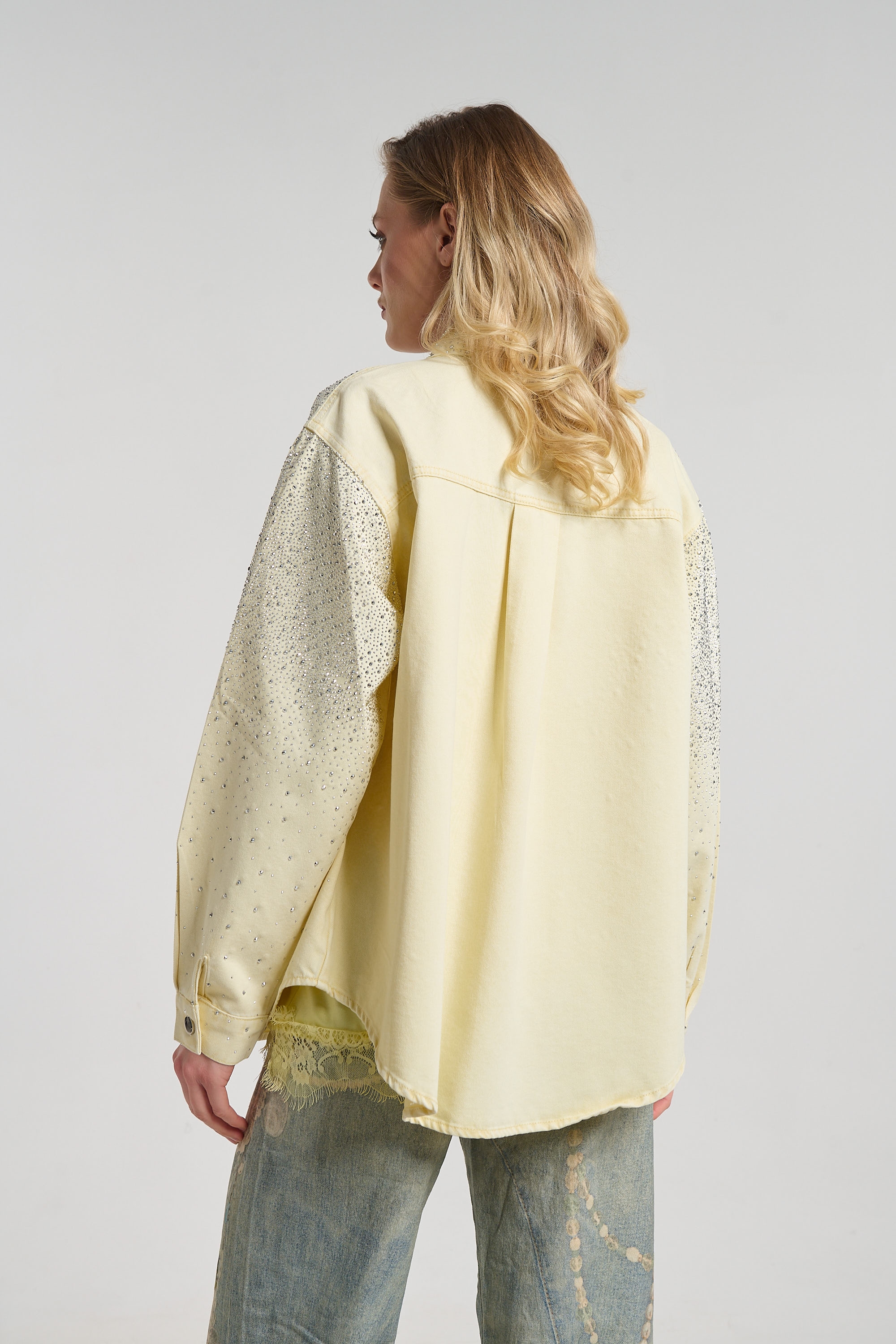 Πουκάμισο Τζιν Με Στρας Στο Πάνω Μέρος