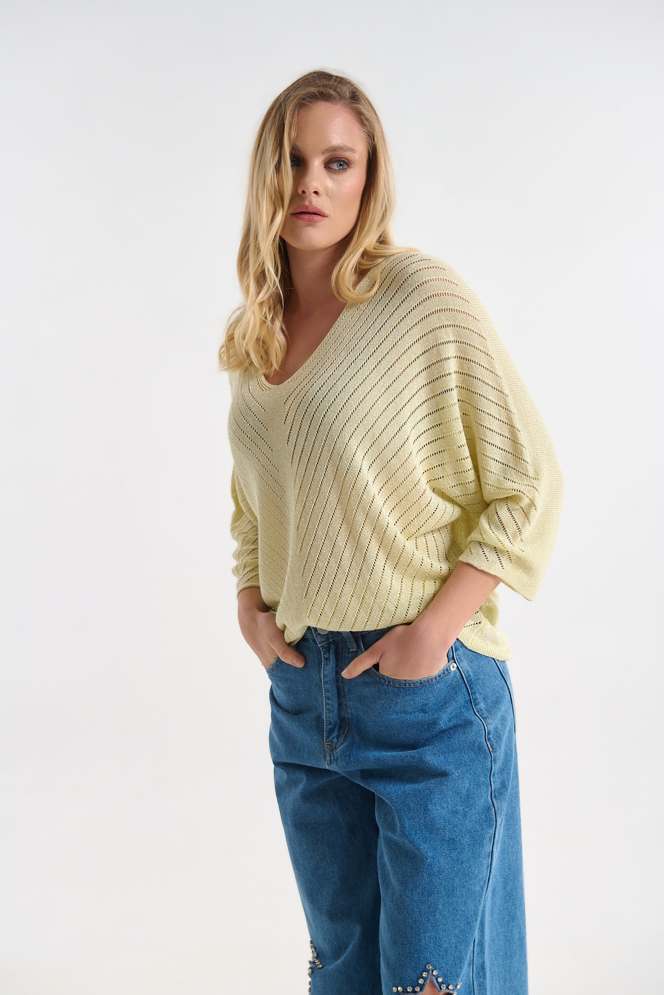 Μπλούζα Λούρεξ Με V Λαιμόκοψη