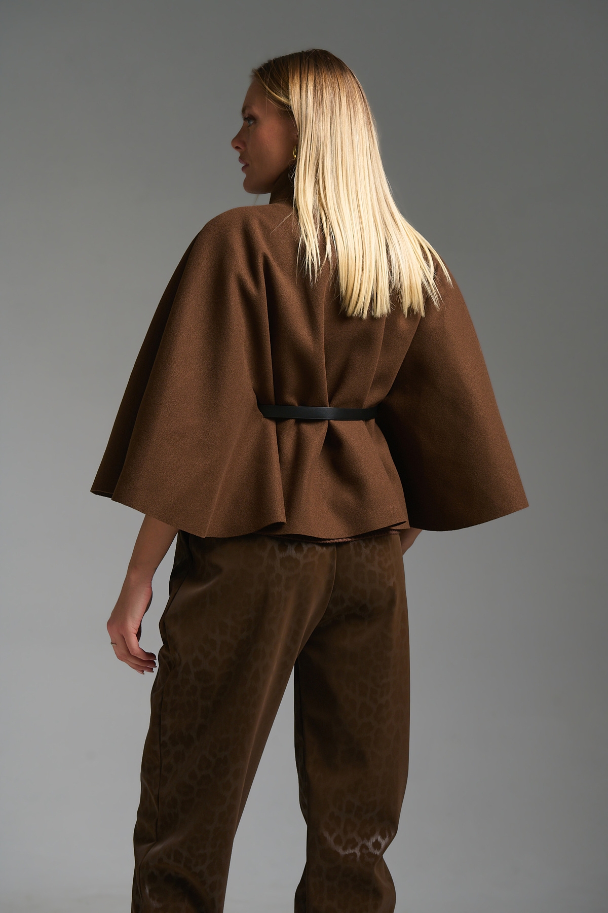 Κάπα Κοντή Με Ζωνάκι