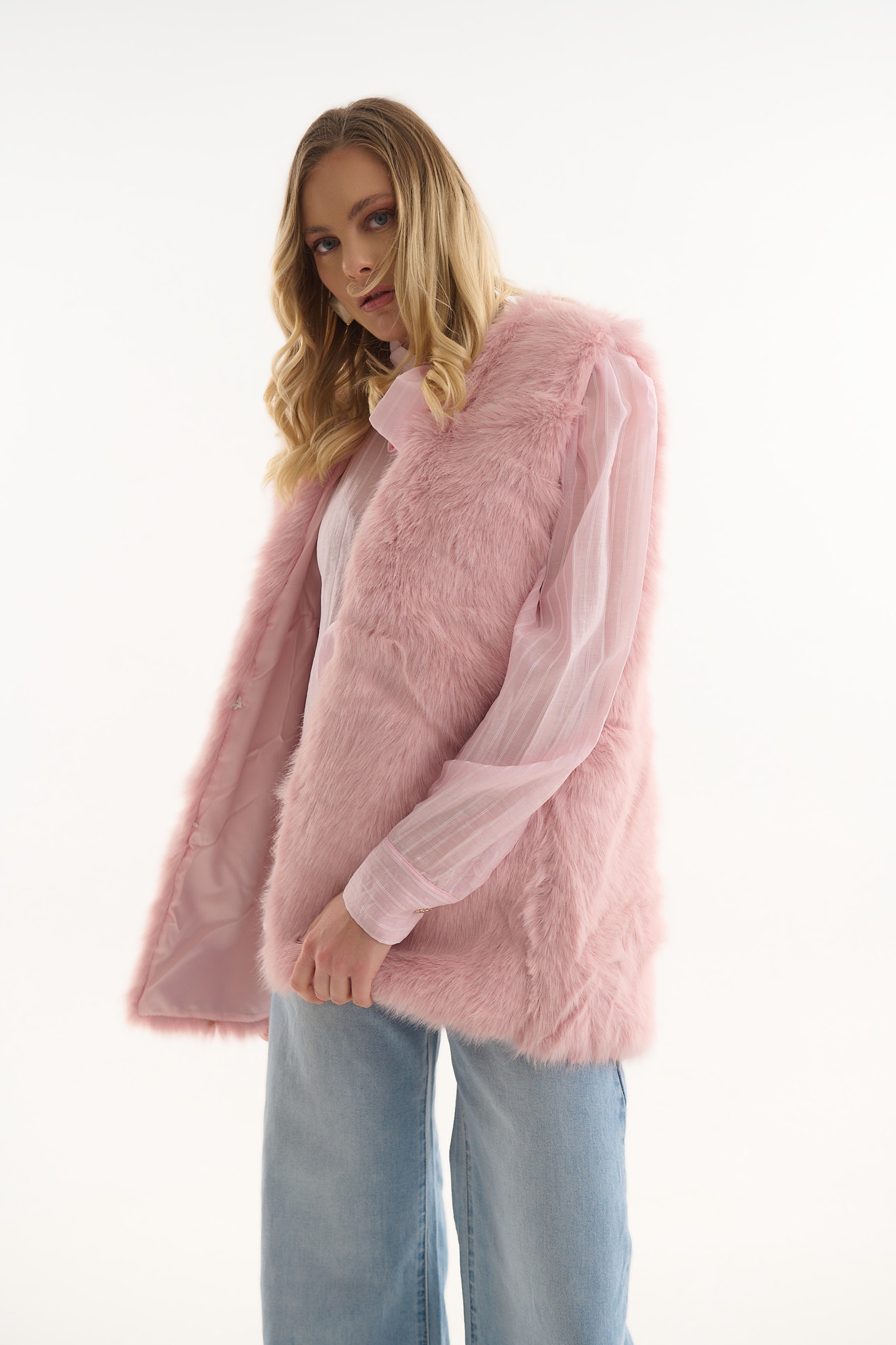 Γουνάκι Αμάνικο με Ανάποδη Τρίχα