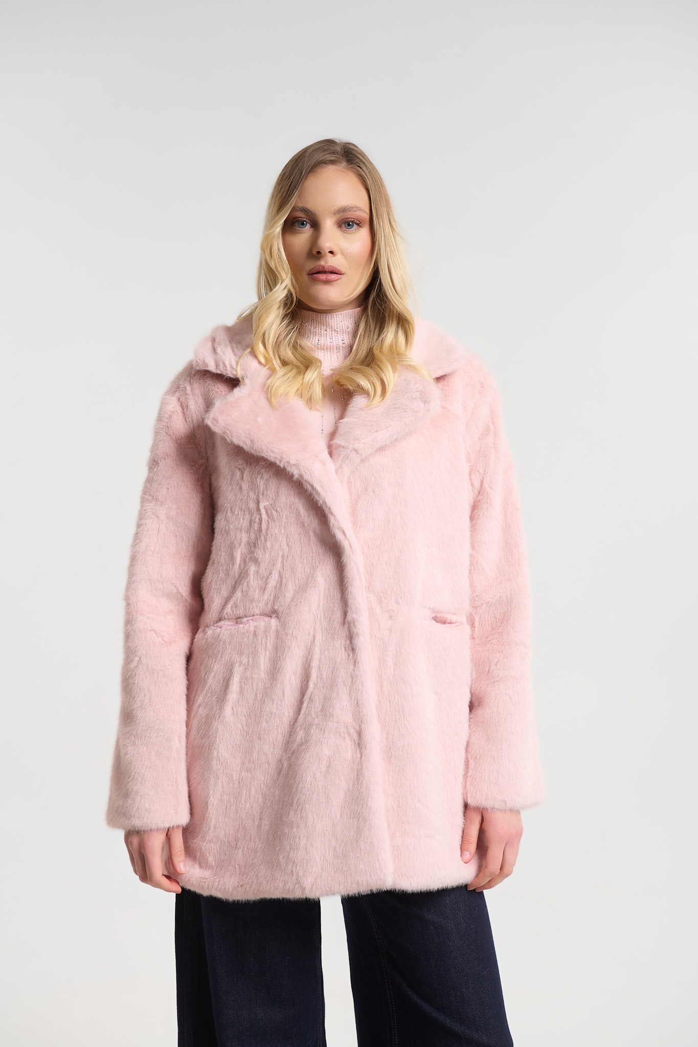 Γούνα με Γιακά & Κρυφές Τσέπες