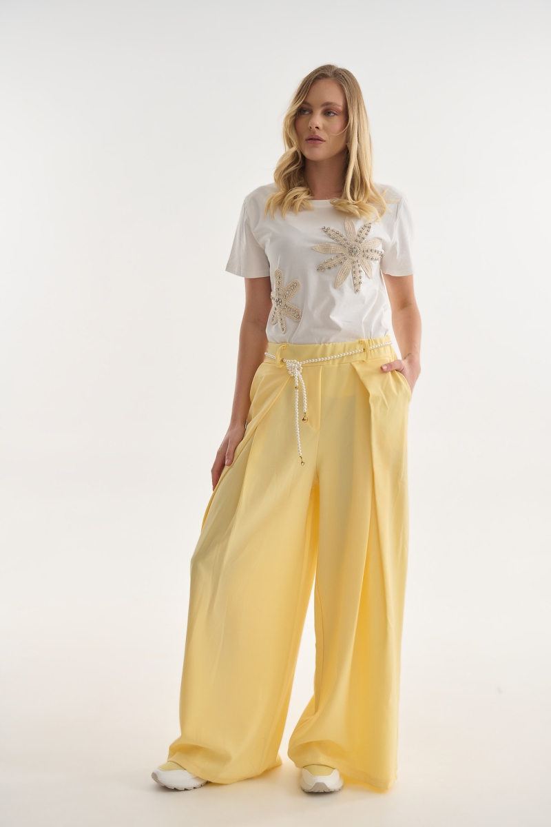 T-shirt με Κεντημένα Λουλούδια