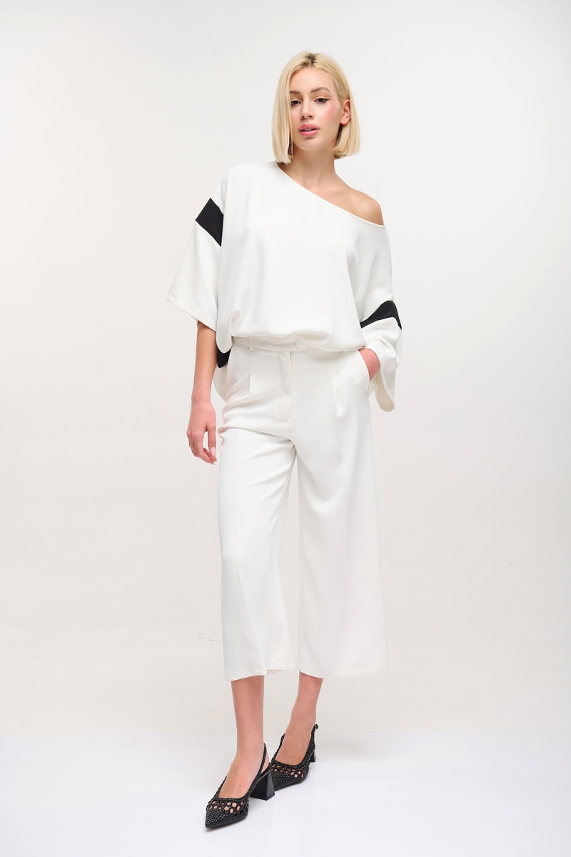 Kelly's Μπλούζα Με Ρίγα Στο Πλάι