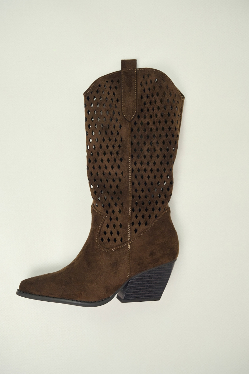 Μπότα Cow Με Τρυπητό Σχέδιο