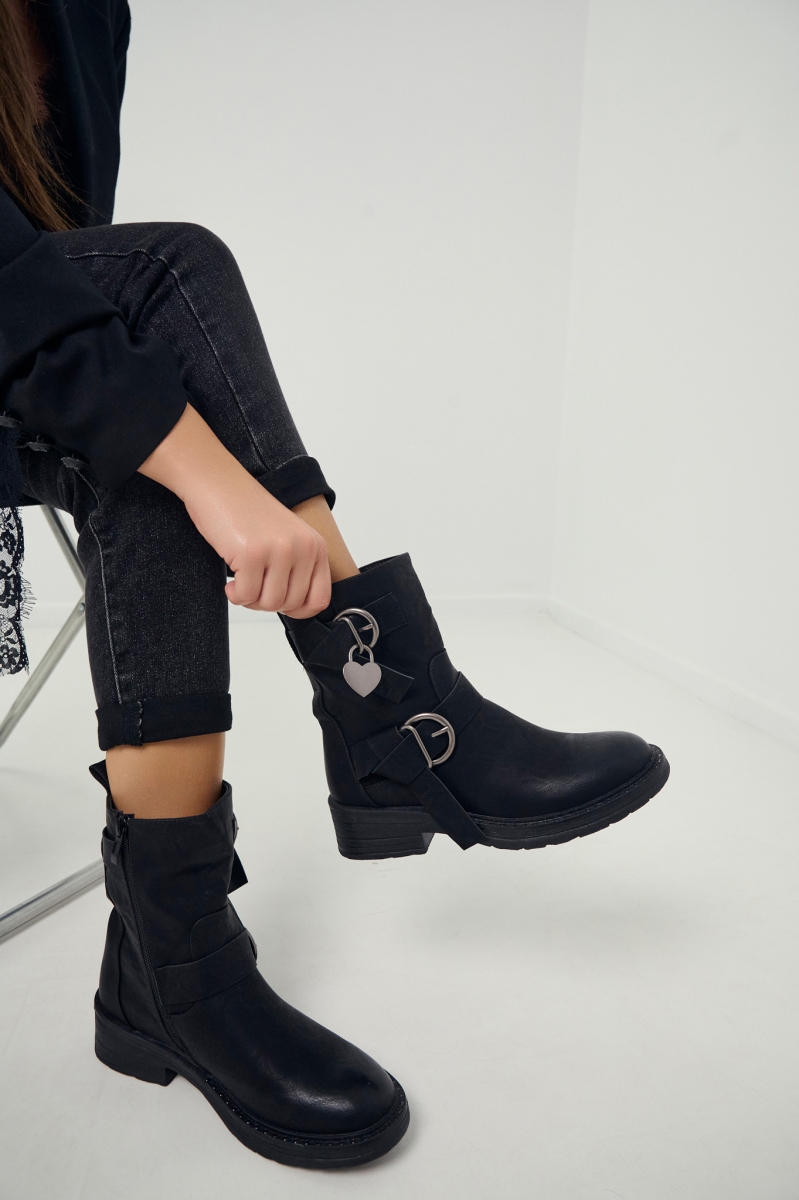 Μποτάκι Λουριά Με Καρδιά