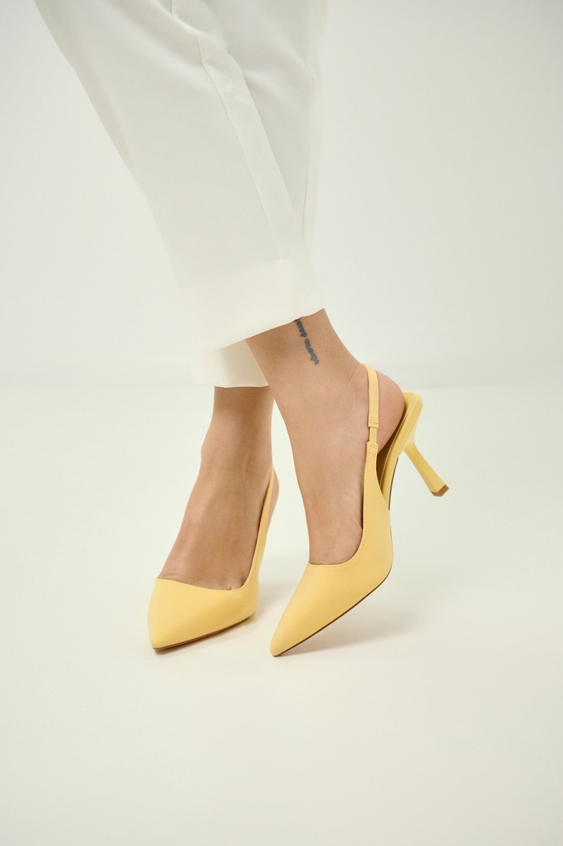 Women’s Slingback Pumps in Scuba Material