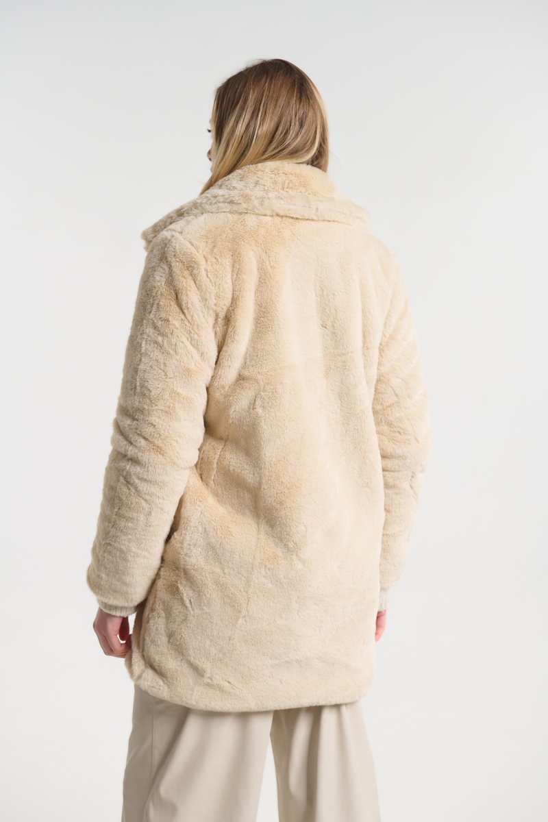 Γούνα Μακρυά με Μεγάλο Γιακά