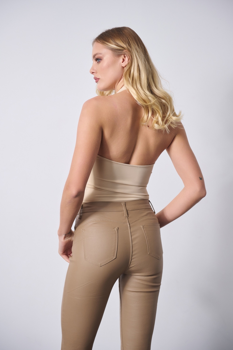 Τοπ Δετό Λαιμό