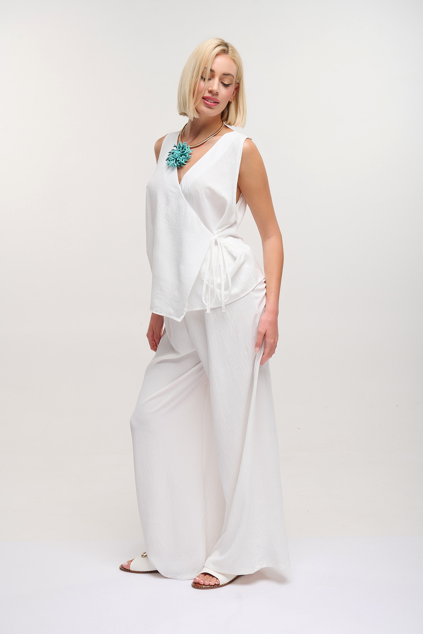 Side Knot Two Pieces Set