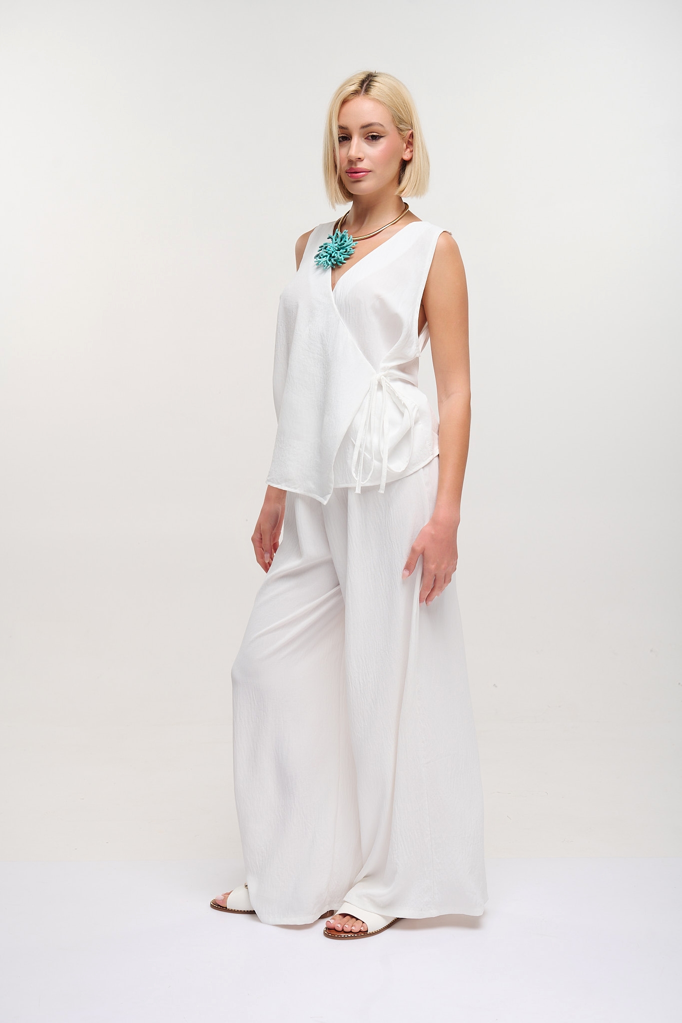 Side Knot Two Pieces Set