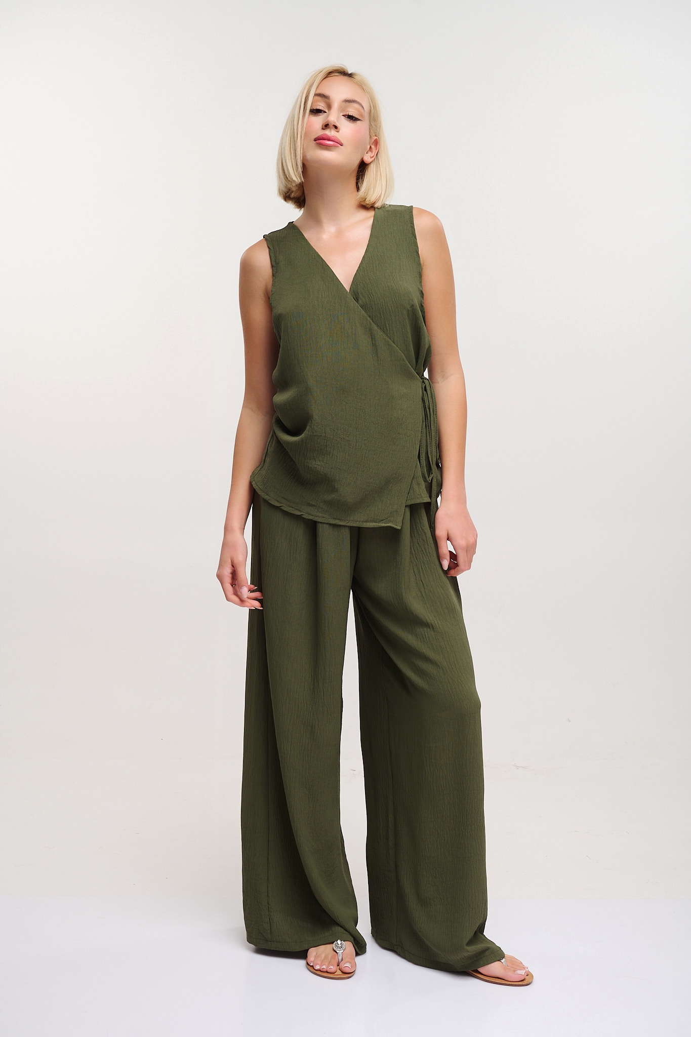Side Knot Two Pieces Set