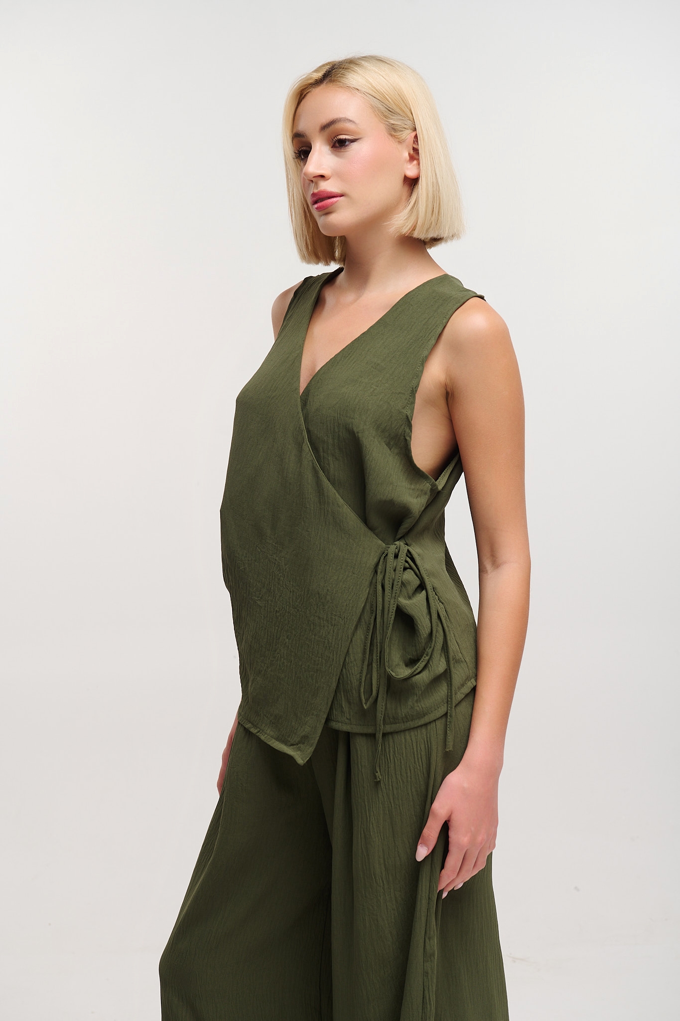 Side Knot Two Pieces Set