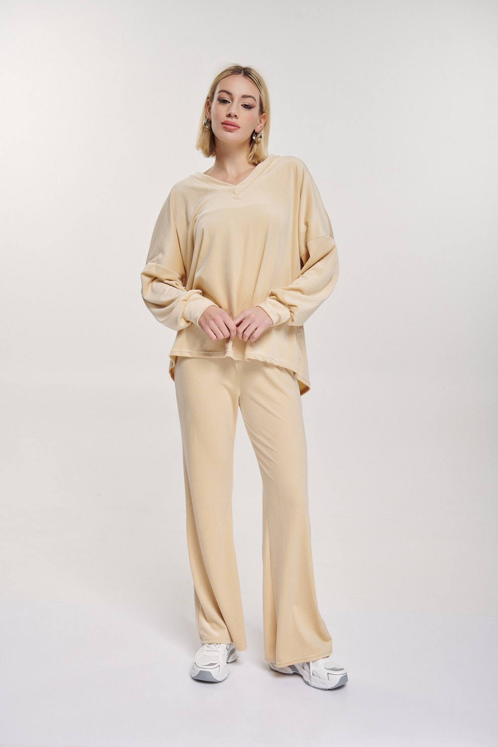 Velvet Pants V Blouse Set